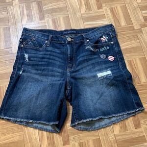 Rock & Republic Bumpershoot  denim shorts with flag star and sunglass patches